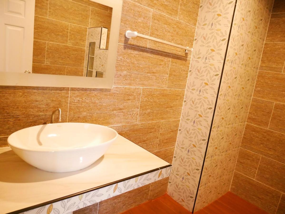קו לנטה Sabaidee Mansion&Hotel מראה חיצוני תמונה
